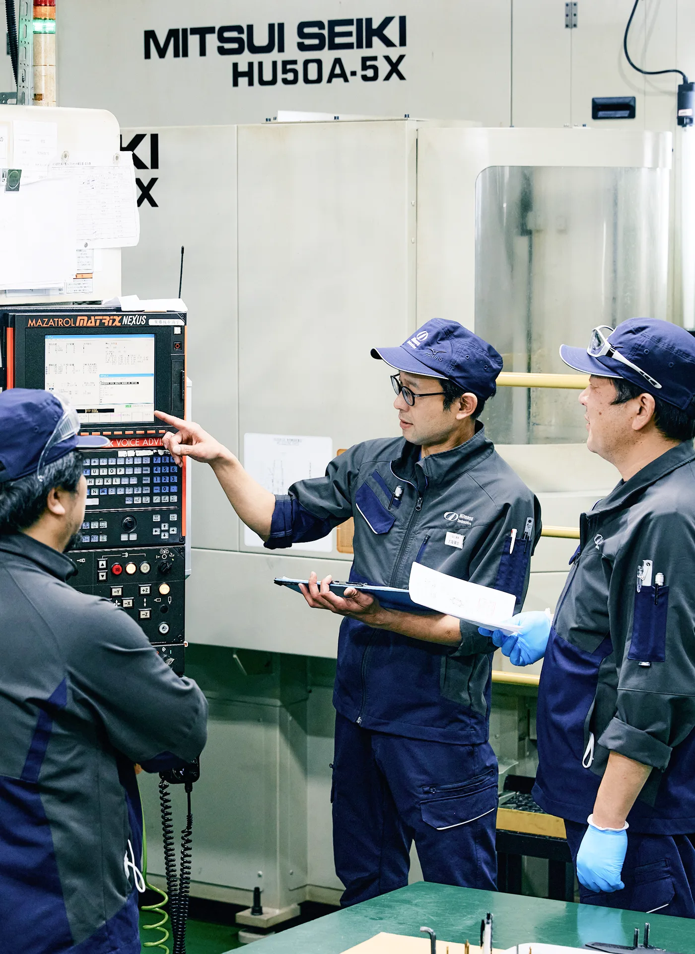精密機械加工の工程と加工部品
